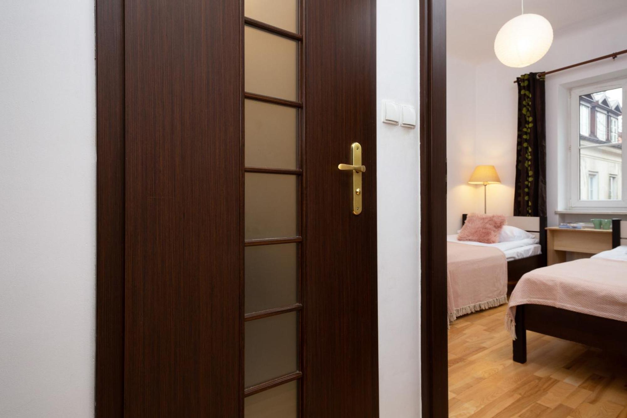 Warsaw New Town Apartment By Noclegi Renters Екстер'єр фото